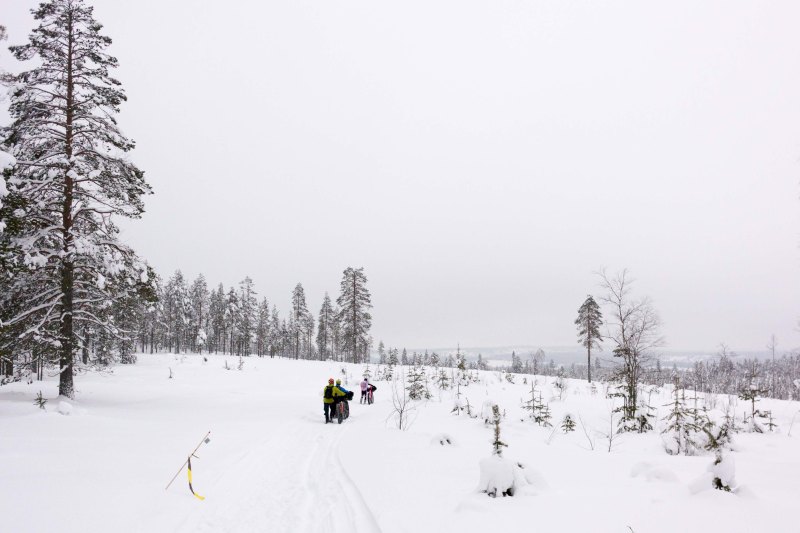 Pushing the bike at Rovaniemi 150