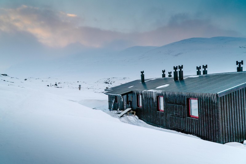 Allesjaure cabin along Kungsleden